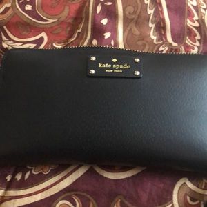 Kate spade wallet (black)